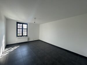 Ruime woning met tuin & inpandige garage - te huur bij Huyskens Vastgoed & Advies