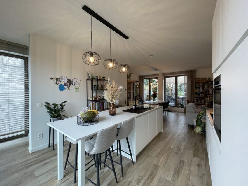 Luxueus duplex appa met staanplaats en 2 slpk - te huur bij Huyskens Vastgoed & Advies