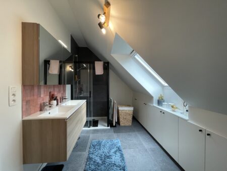 Luxueus duplex appa met staanplaats en 2 slpk - te huur bij Huyskens Vastgoed & Advies