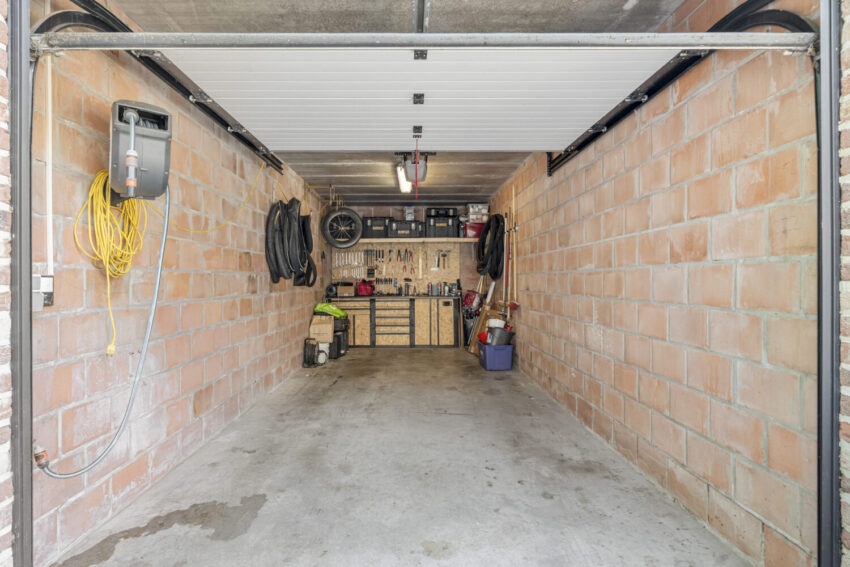 Gelijkvloers appa, inclusief garage, staanplaats en kelder - te koop bij Huyskens Vastgoed & Advies