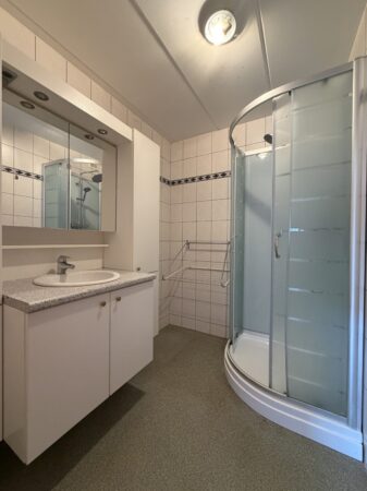 Appartement 2 tot 3slpk met terras in kleinschalig gebouw mét garage - te huur bij Huyskens Vastgoed & Advies