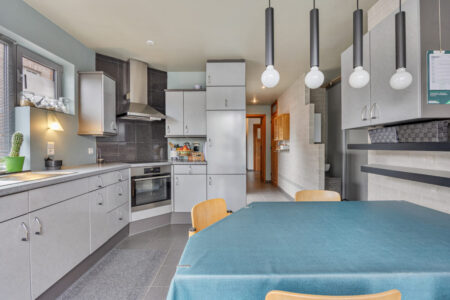 Instapklare woning centraal gelegen - te koop bij Huyskens Vastgoed & Advies