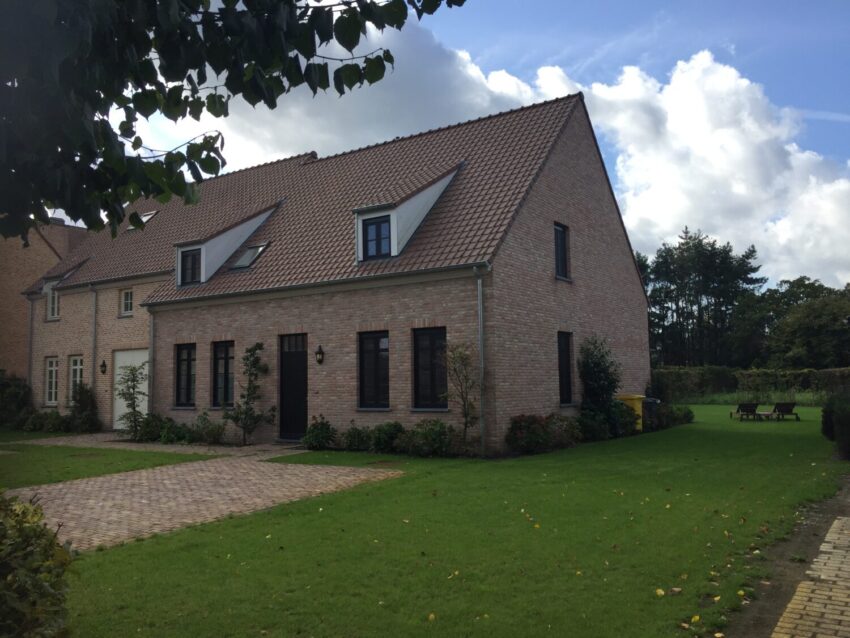 Ruime woning 2slpk en tuin